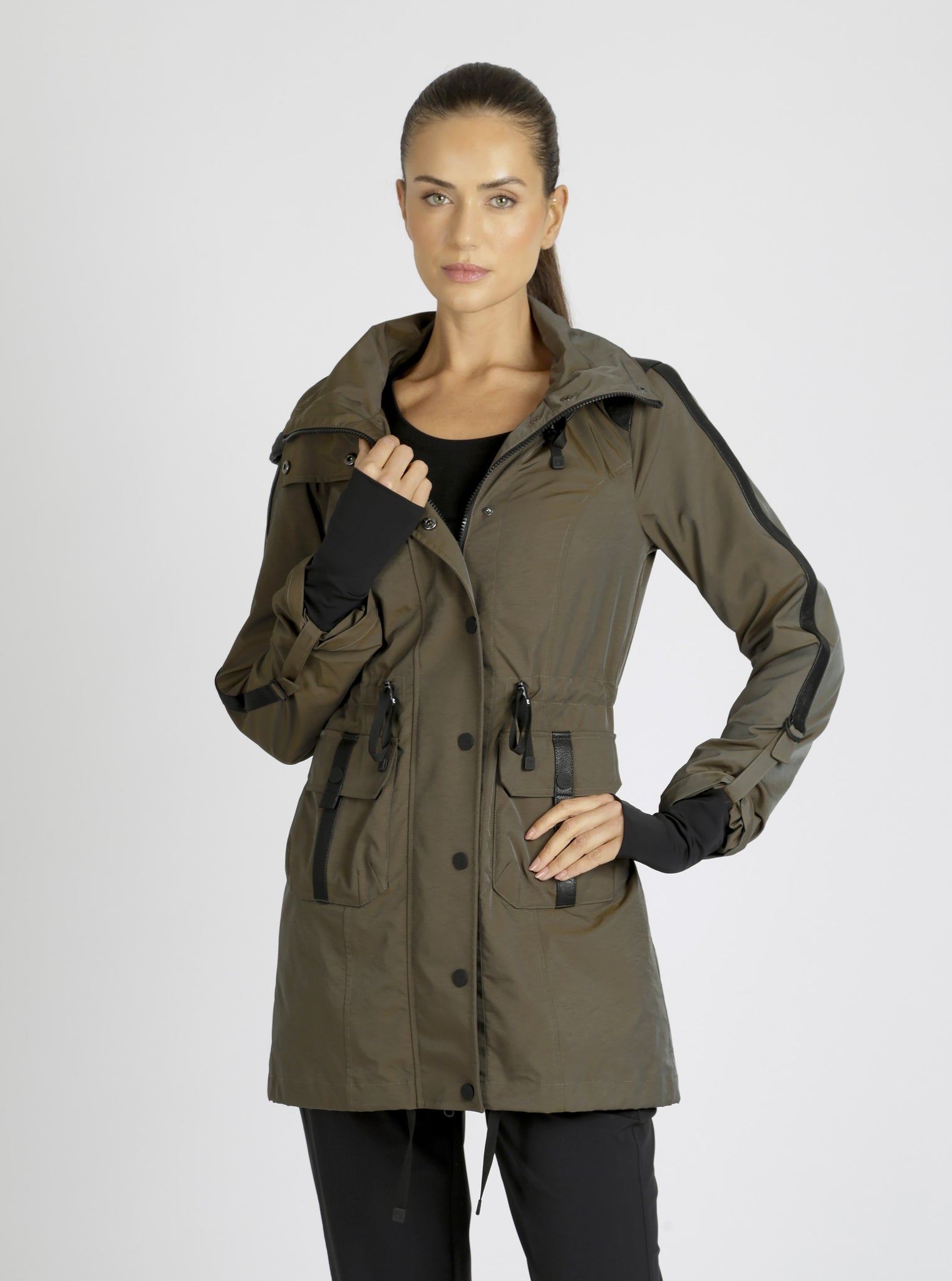 Aurora Anorak - Blanc Noir Online Store