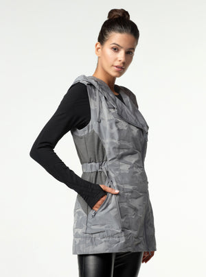 Camo Elongated Vest FINAL SALE - Blanc Noir Online Store