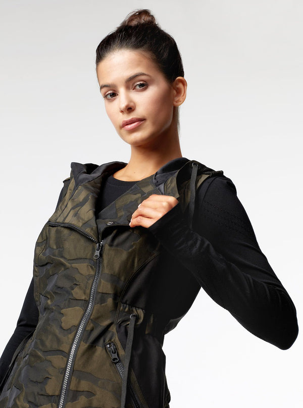 Camo Elongated Vest - Blanc Noir Online Store