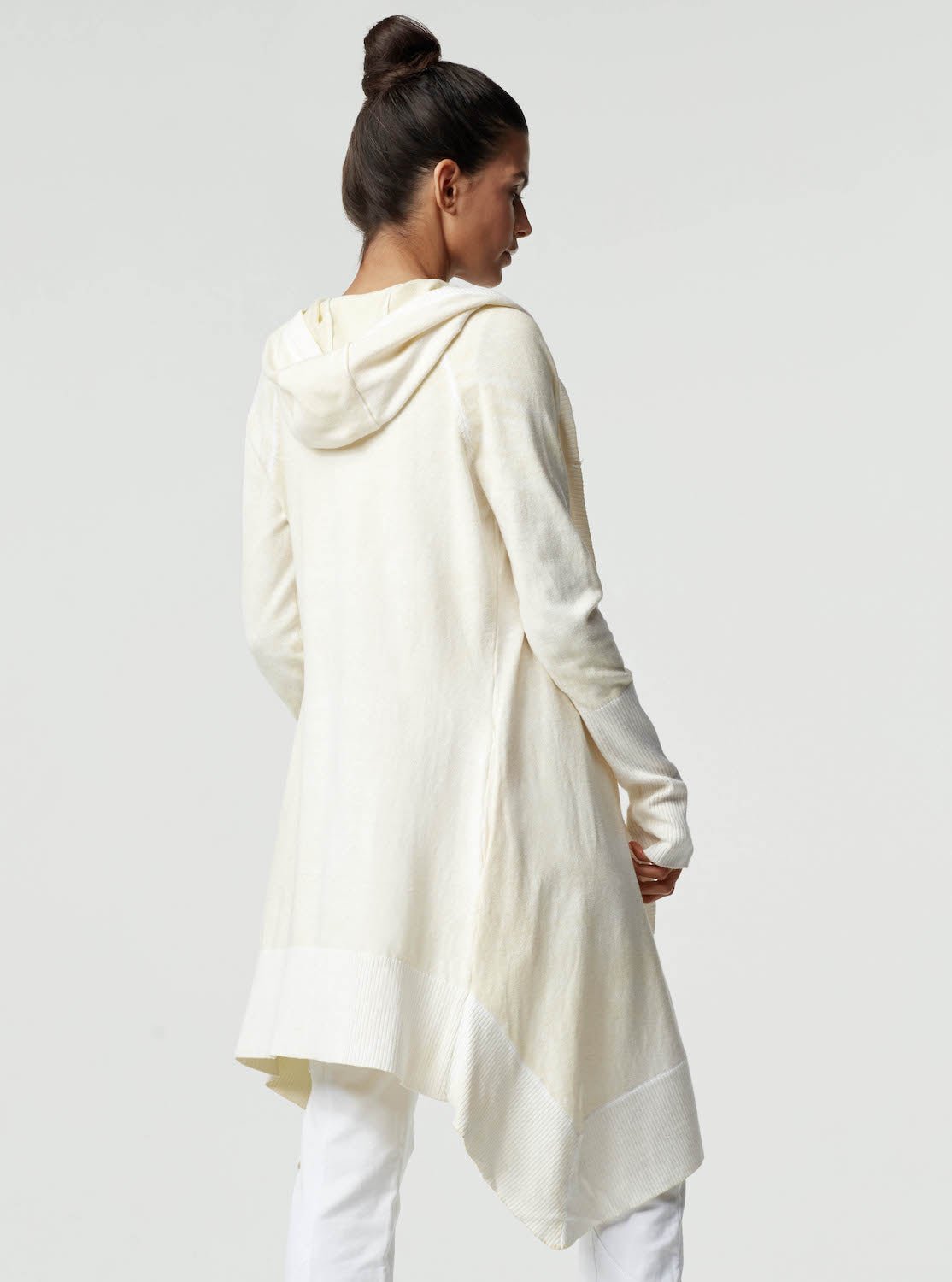 HUNTRESS CARDIGAN - Blanc Noir Online Store