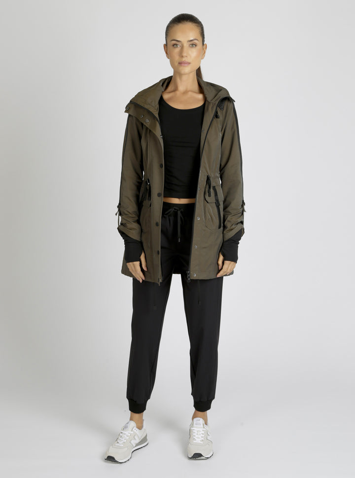 Aurora Anorak - Blanc Noir Online Store