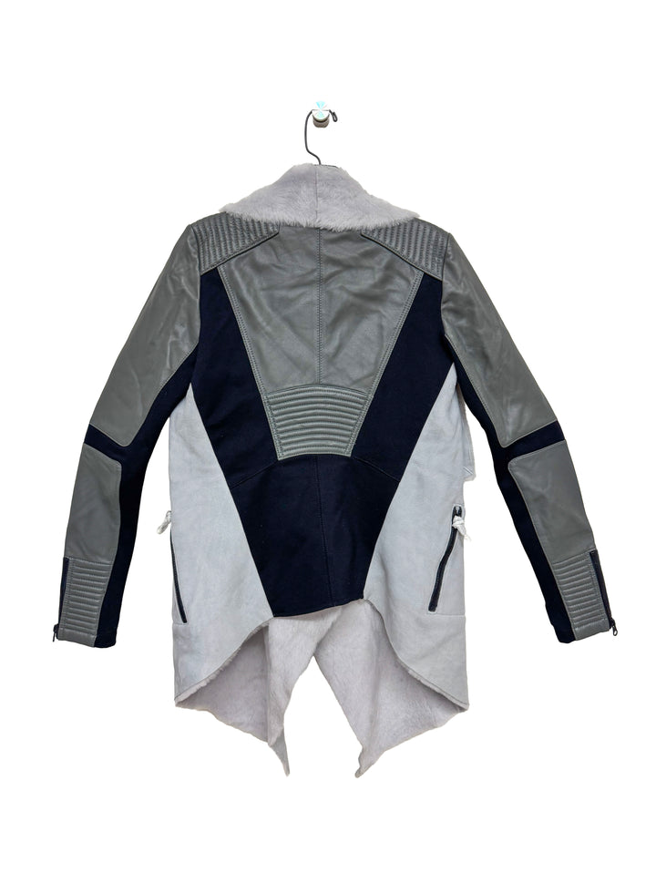 VAULT16 Drape Front With Fur - Blanc Noir Online Store