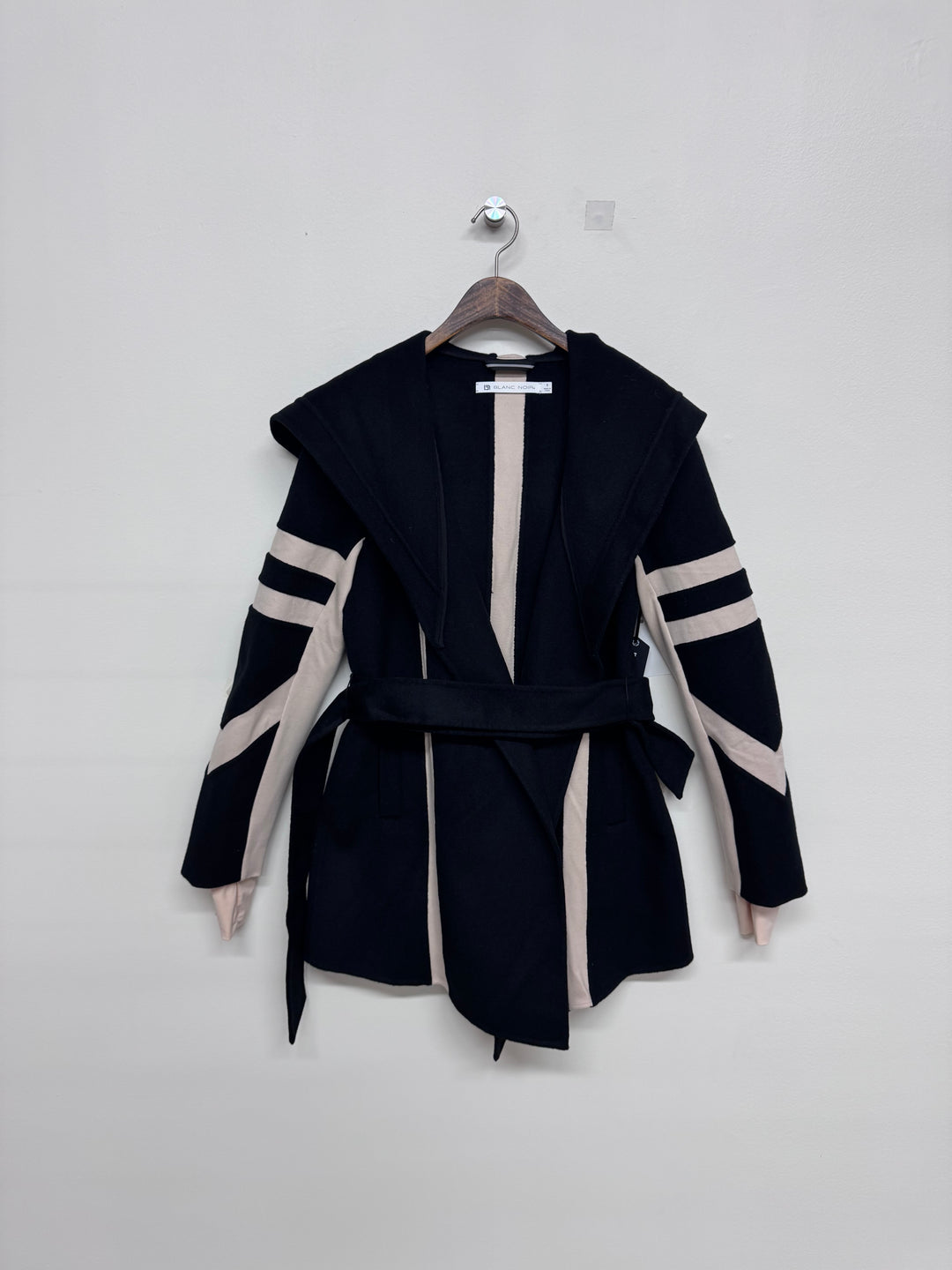 Vault 26_1 Handmade Wool Traveler Jacket Black/Cream - Blanc Noir Online Store