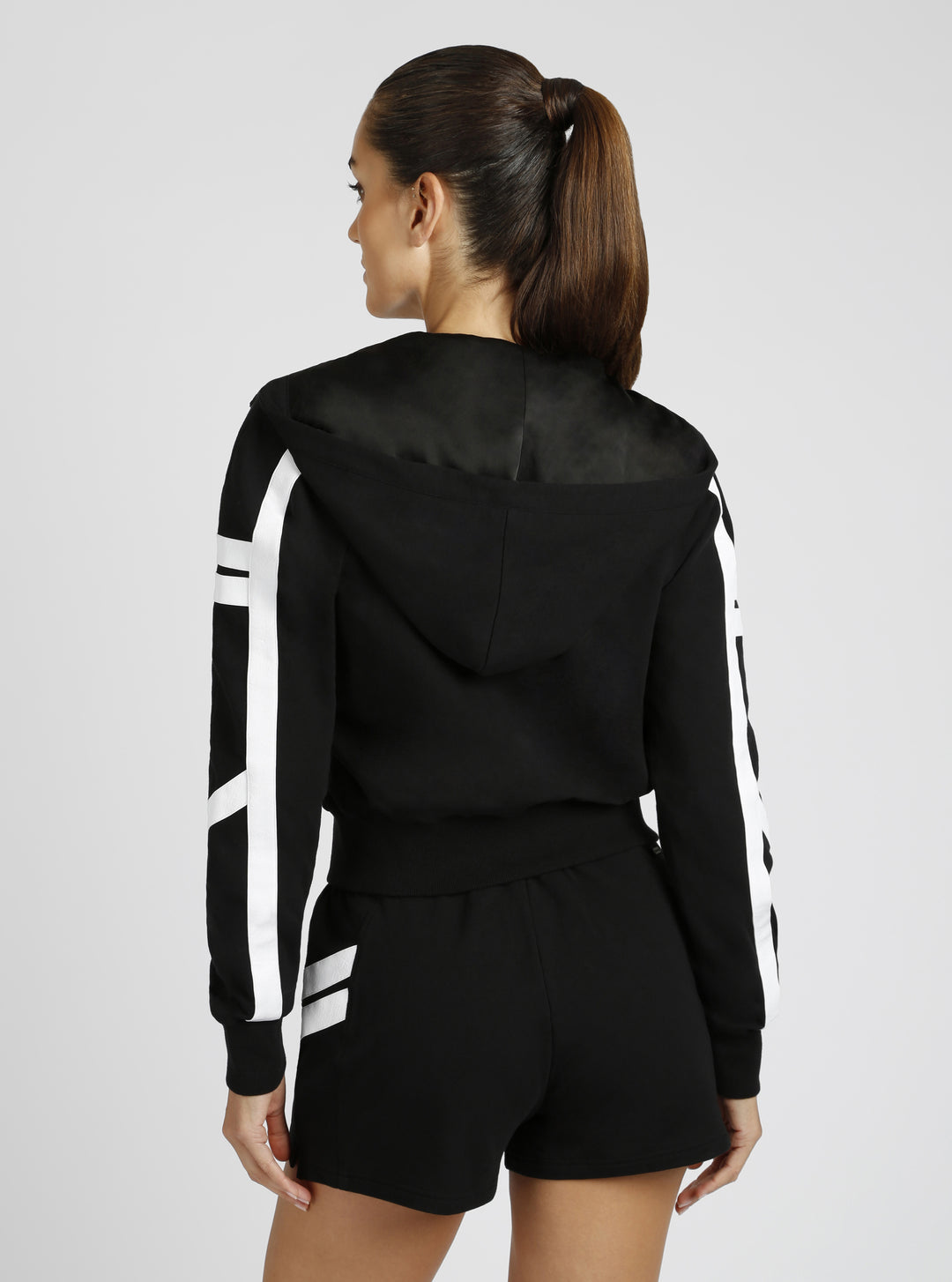 Maitri Hoodie - Blanc Noir Online Store