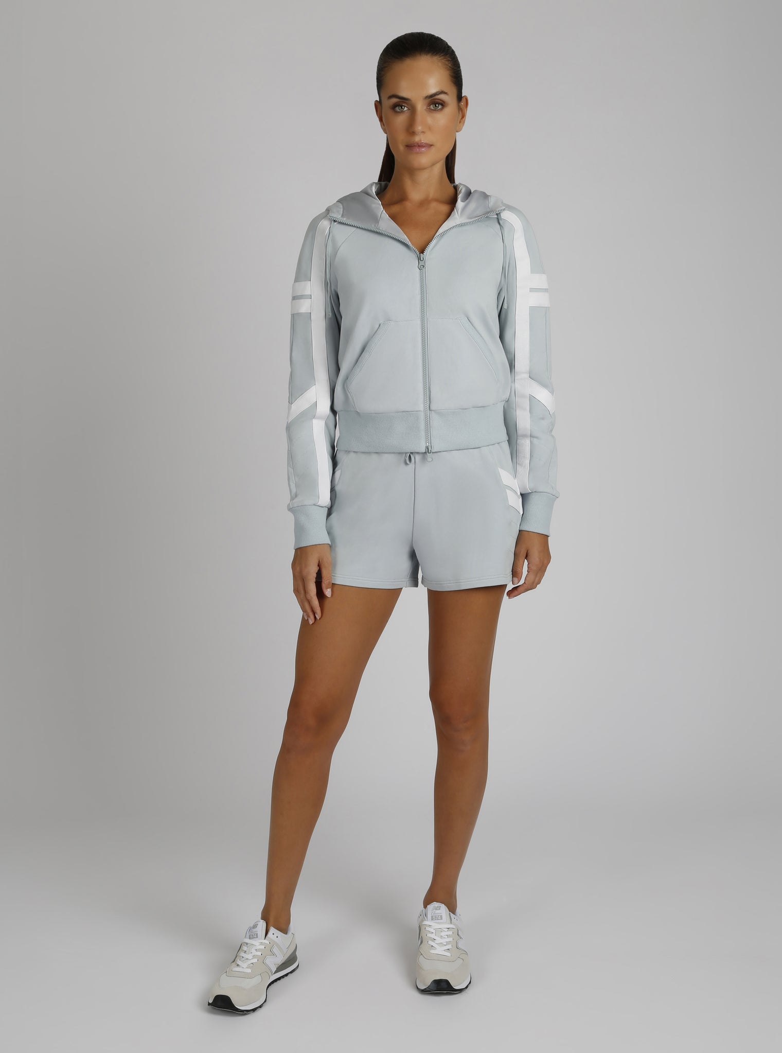 Maitri Hoodie - Blanc Noir Online Store