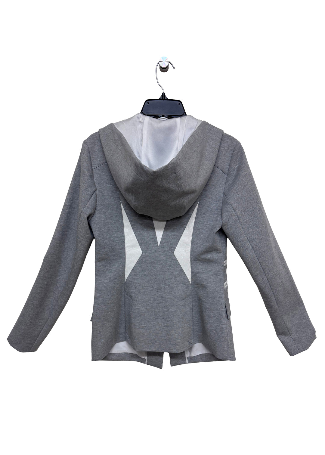 VAULT 26_2_2 VAULT GAYATRI BLAZER GRAY - Blanc Noir Online Store