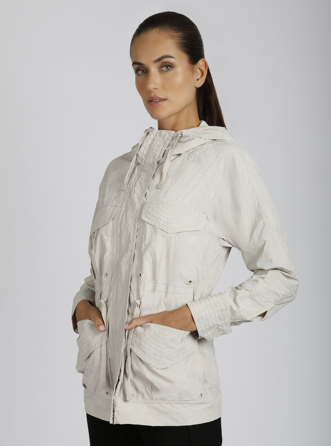 Regina Anorak - Blanc Noir Online Store