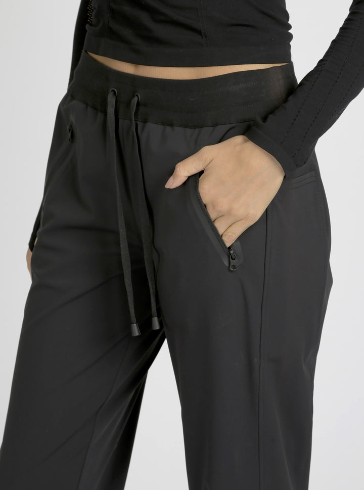 Original Getaway Jogger - Black-FINAL SALE - Blanc Noir Online Store