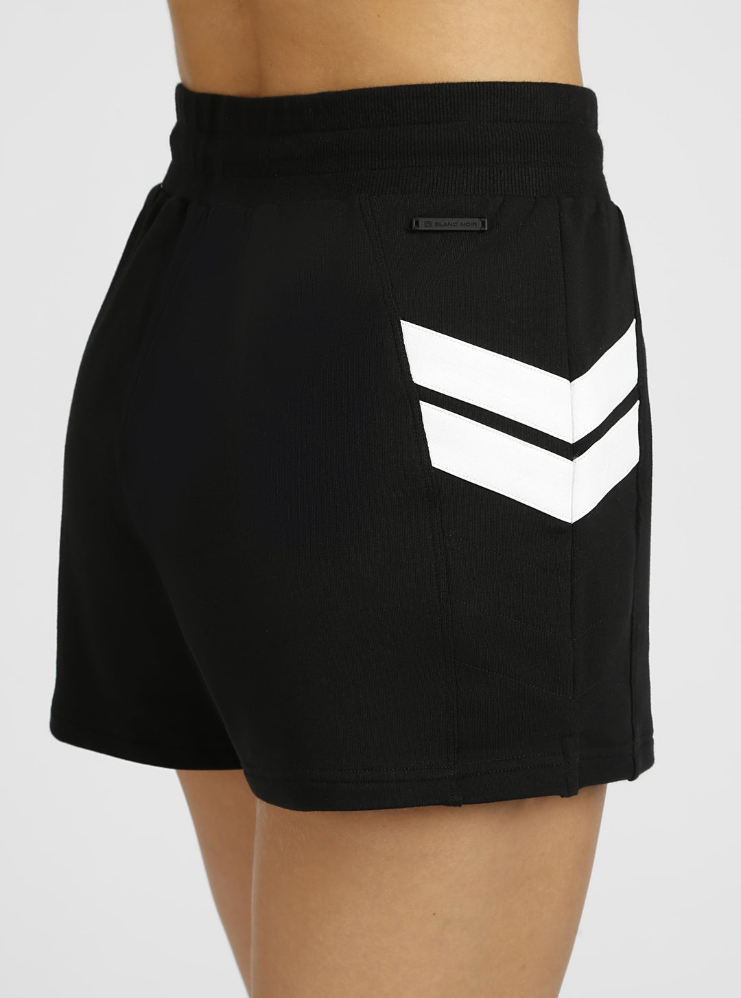 Maitri Short - Blanc Noir Online Store