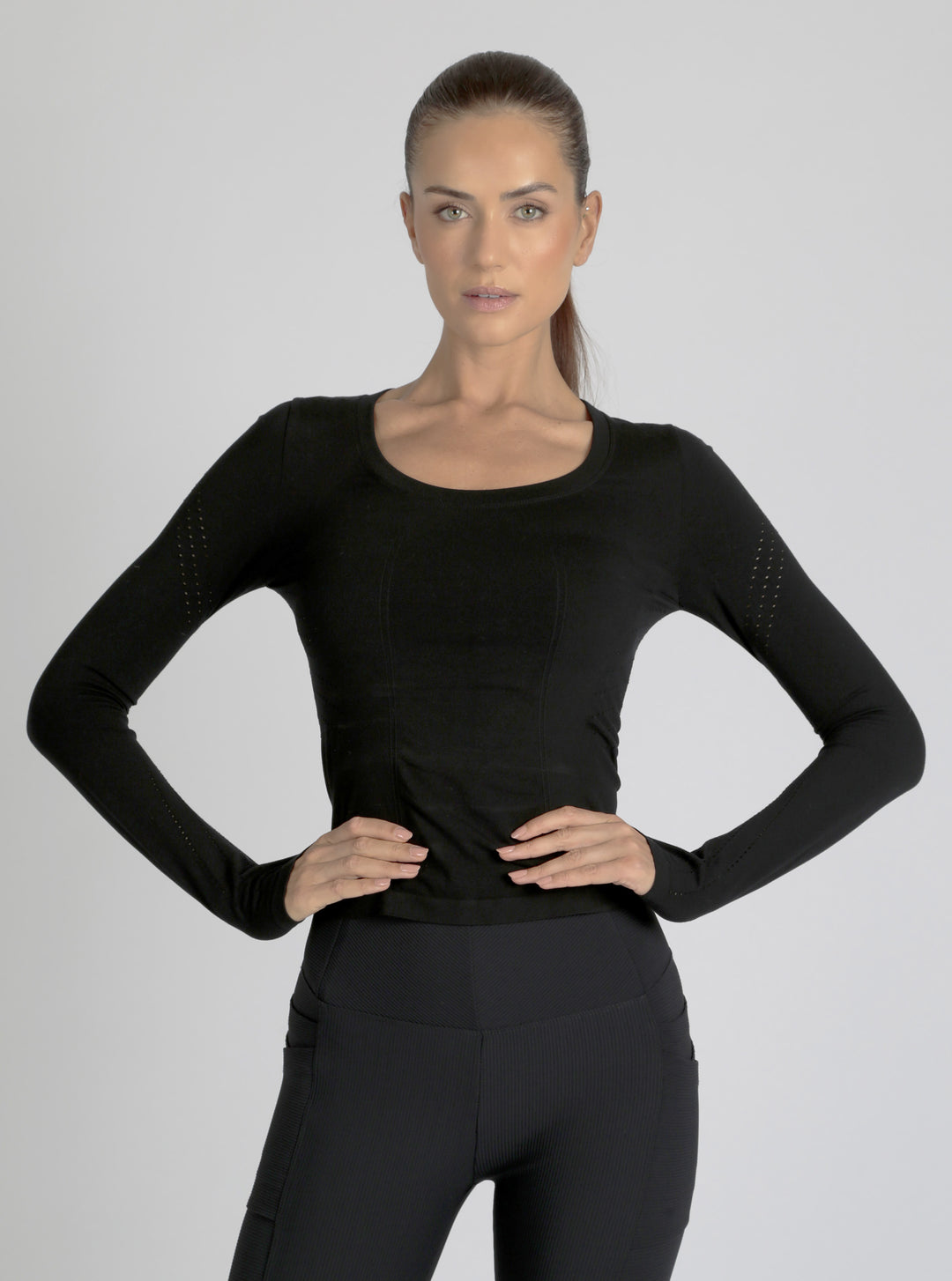Seamless Scoop Neck Top - Blanc Noir Online Store