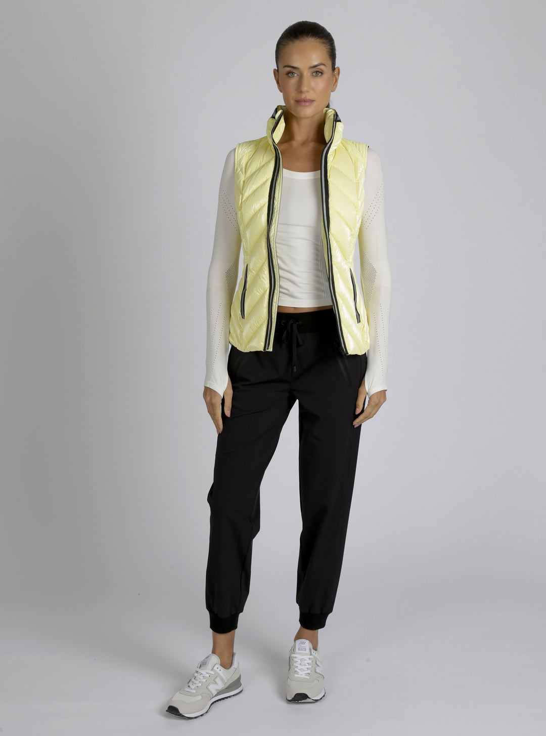 Super Hero Down Filled Vest - Blanc Noir Online Store