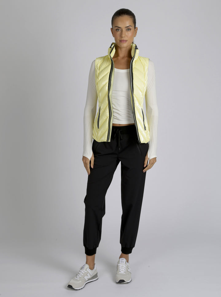 Super Hero Down Filled Vest - Blanc Noir Online Store