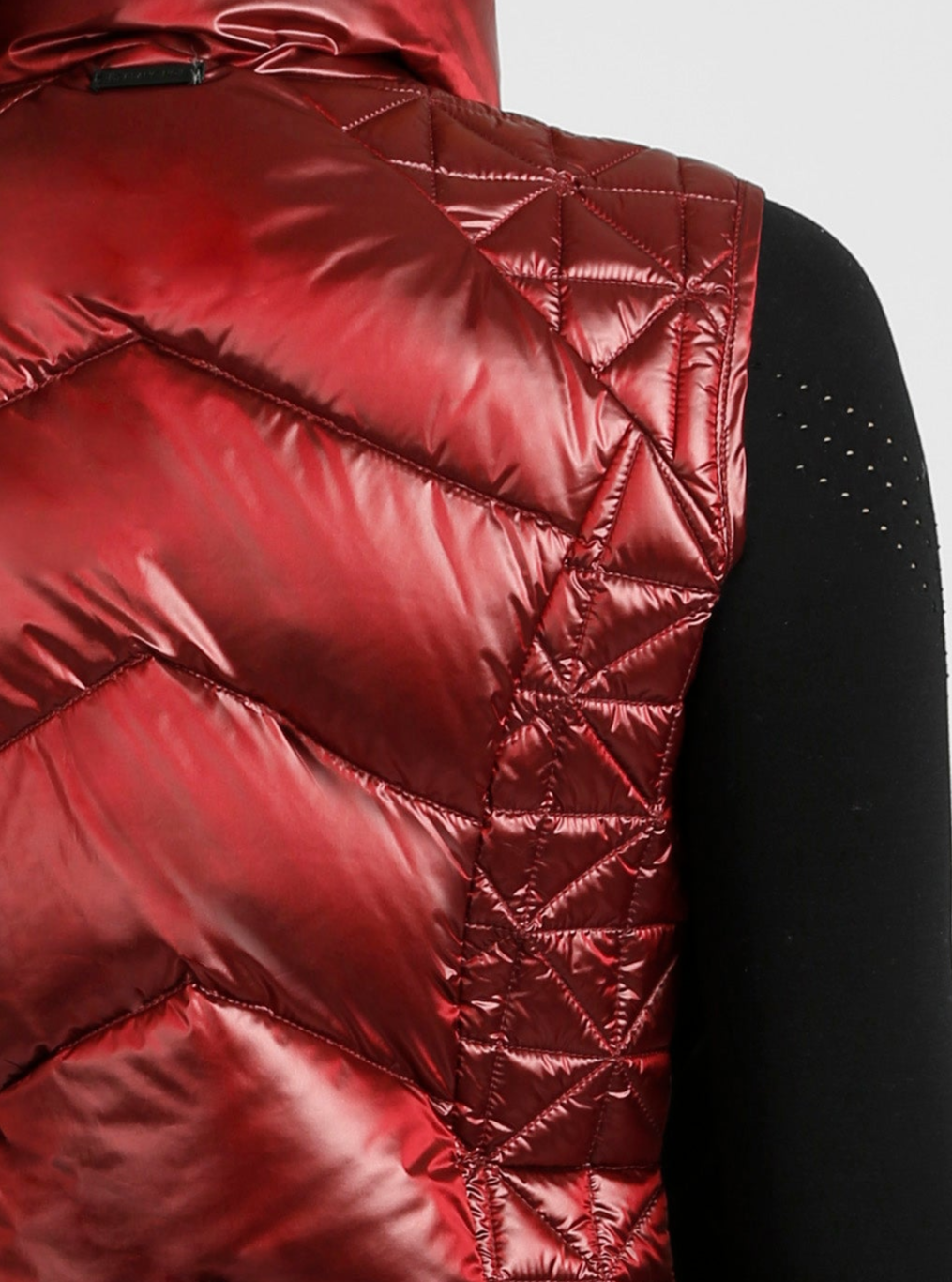 Lightweight Packable Puffer Vest - Blanc Noir Online Store