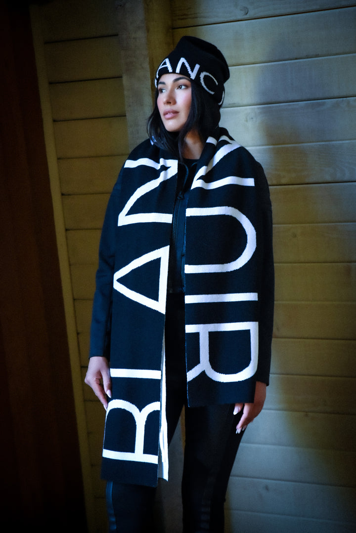 Jacquard Knit Scarf - Blanc Noir Online Store