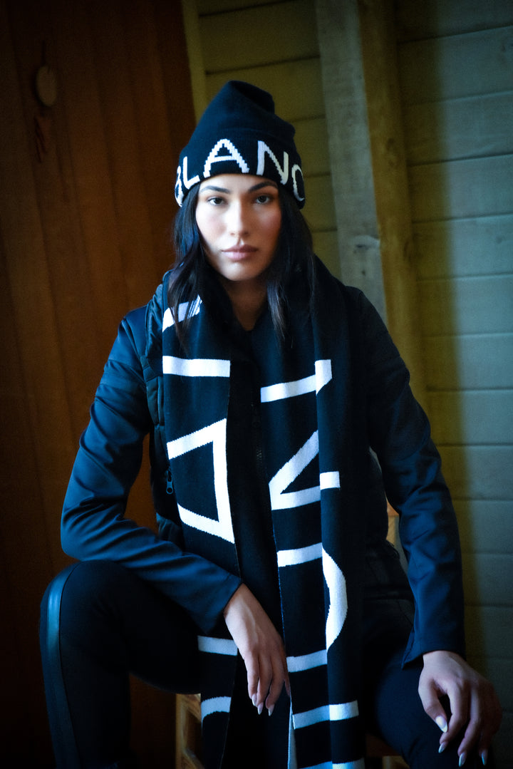 Jacquard Knit Scarf - Blanc Noir Online Store