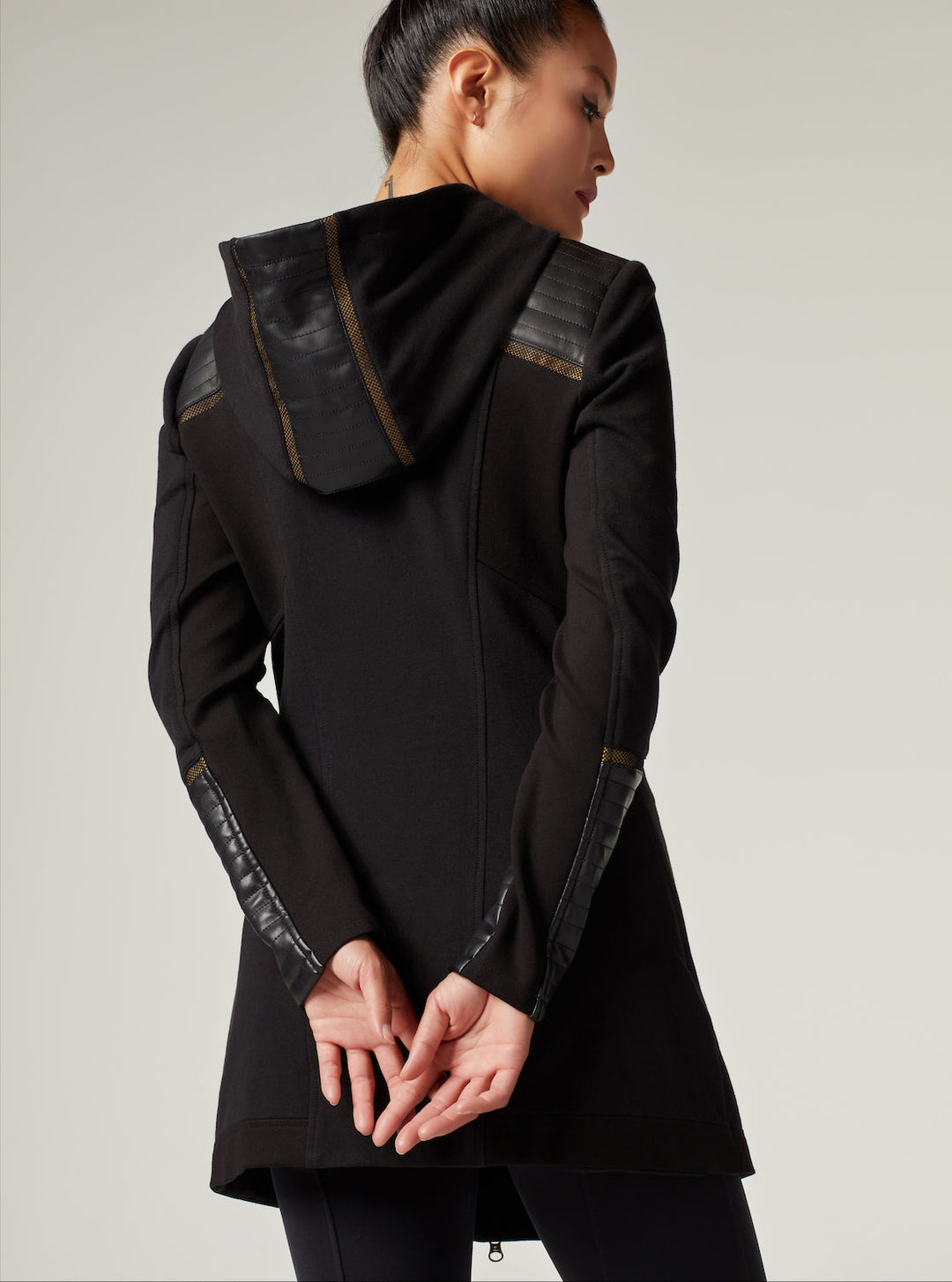 Update Traveler Gold Collection - Blanc Noir Online Store