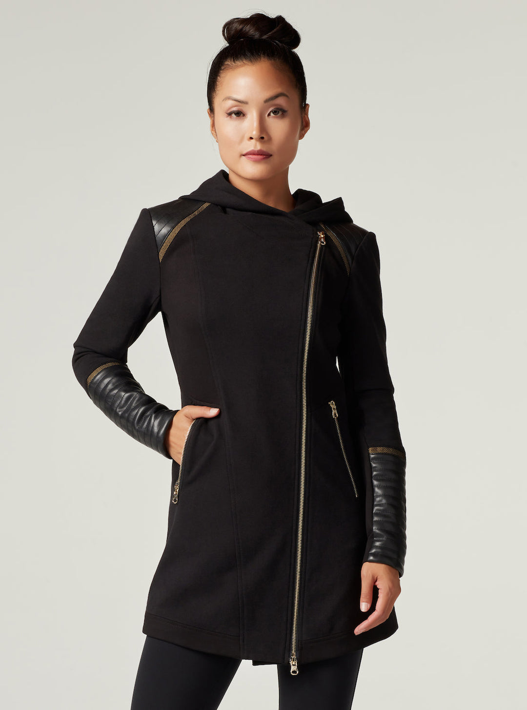 Update Traveler Gold Collection - Blanc Noir Online Store