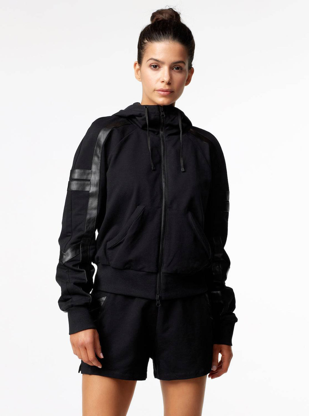 Maitri Hoodie - Blanc Noir Online Store