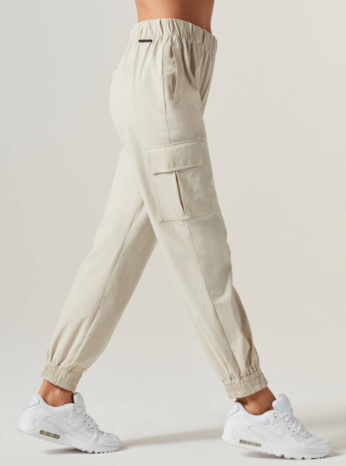 MASTERMIND CARGO PANT - Blanc Noir Online Store