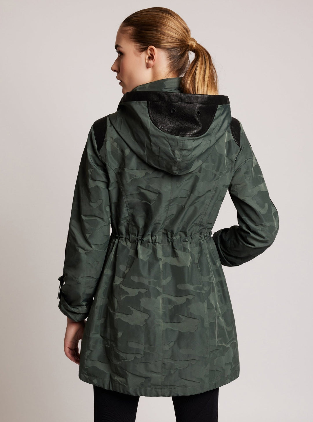 Camo Anorak - Blanc Noir Online Store