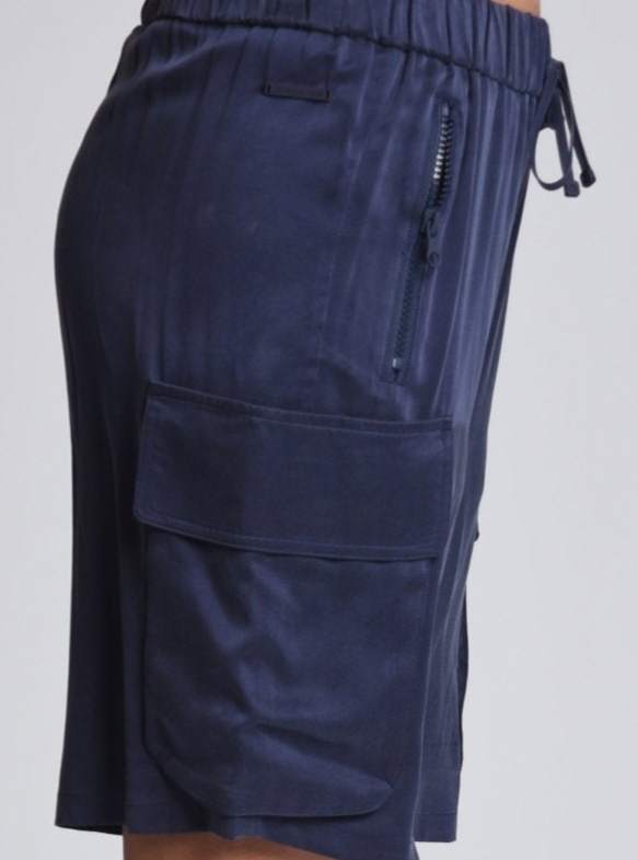 Chelsea Silk Bermuda Cargo Short - Blanc Noir Online Store