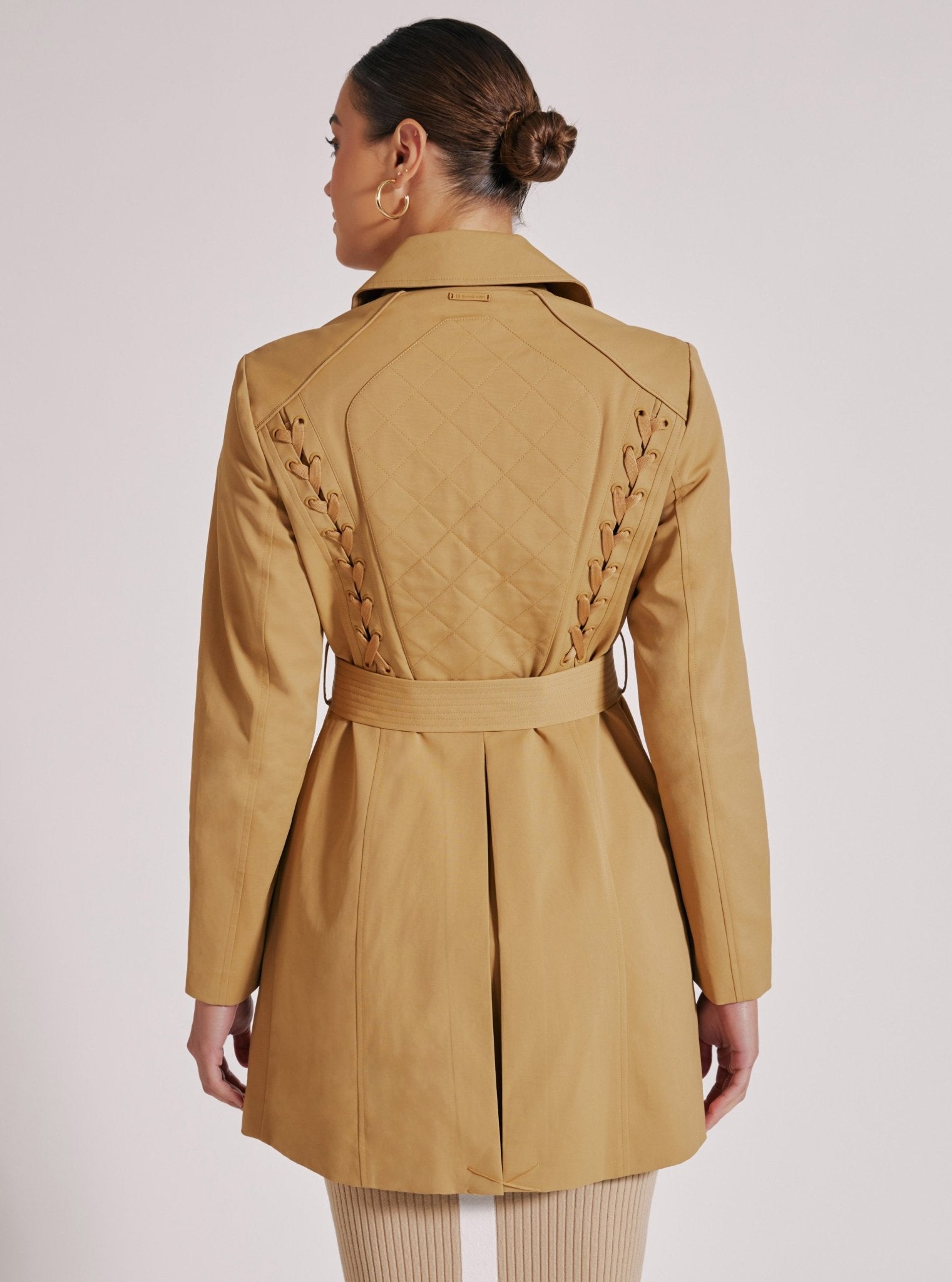 CLASSIC TRENCH COAT