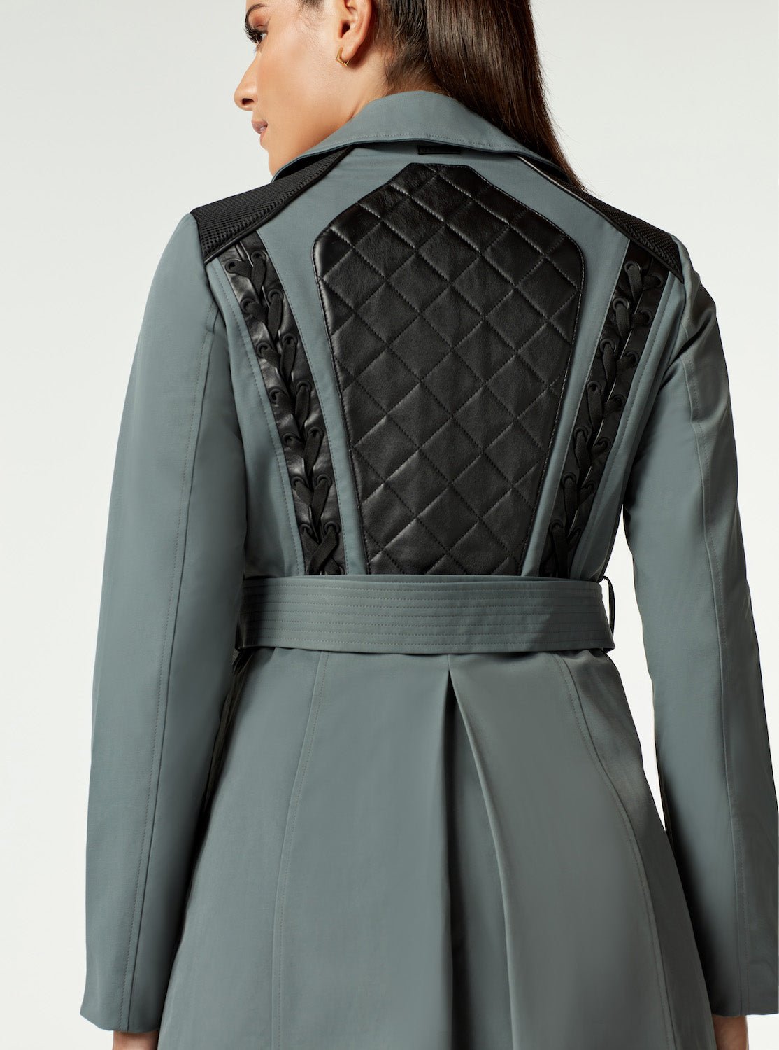 COLLABORATOR QUILTED-BACK TRENCH - Blanc Noir Online Store
