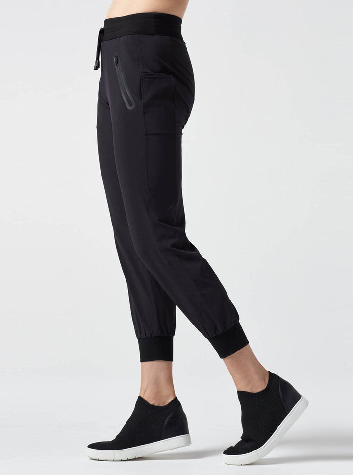 GETAWAY JOGGER - Blanc Noir Online Store