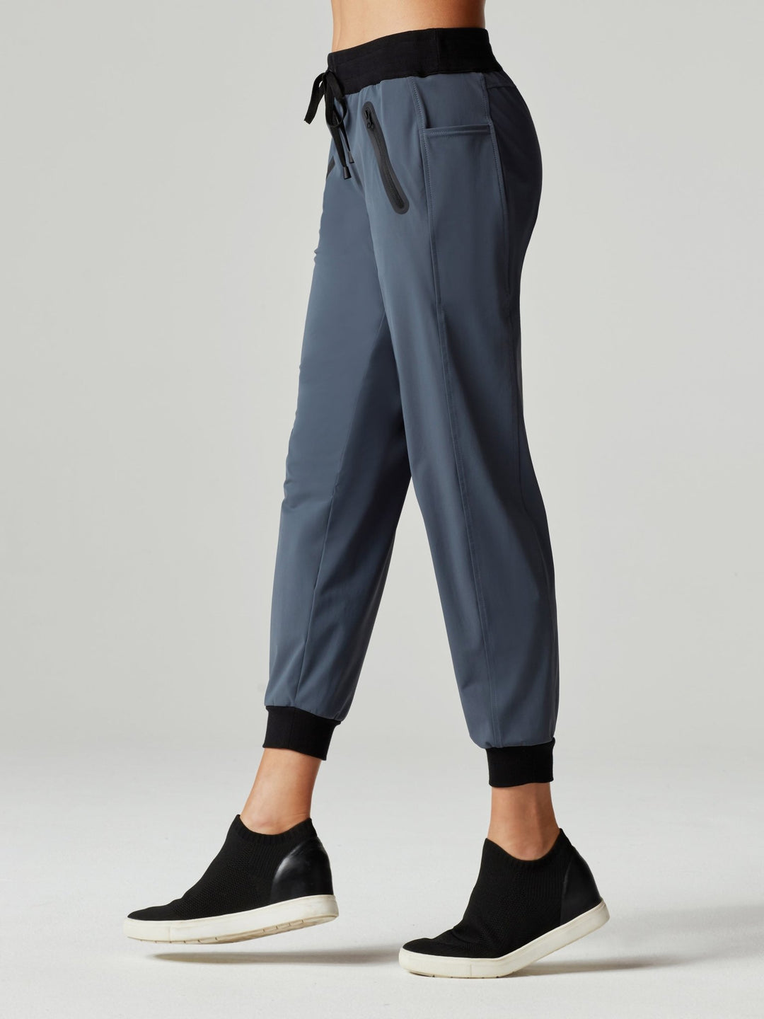 GETAWAY JOGGER - Blanc Noir Online Store