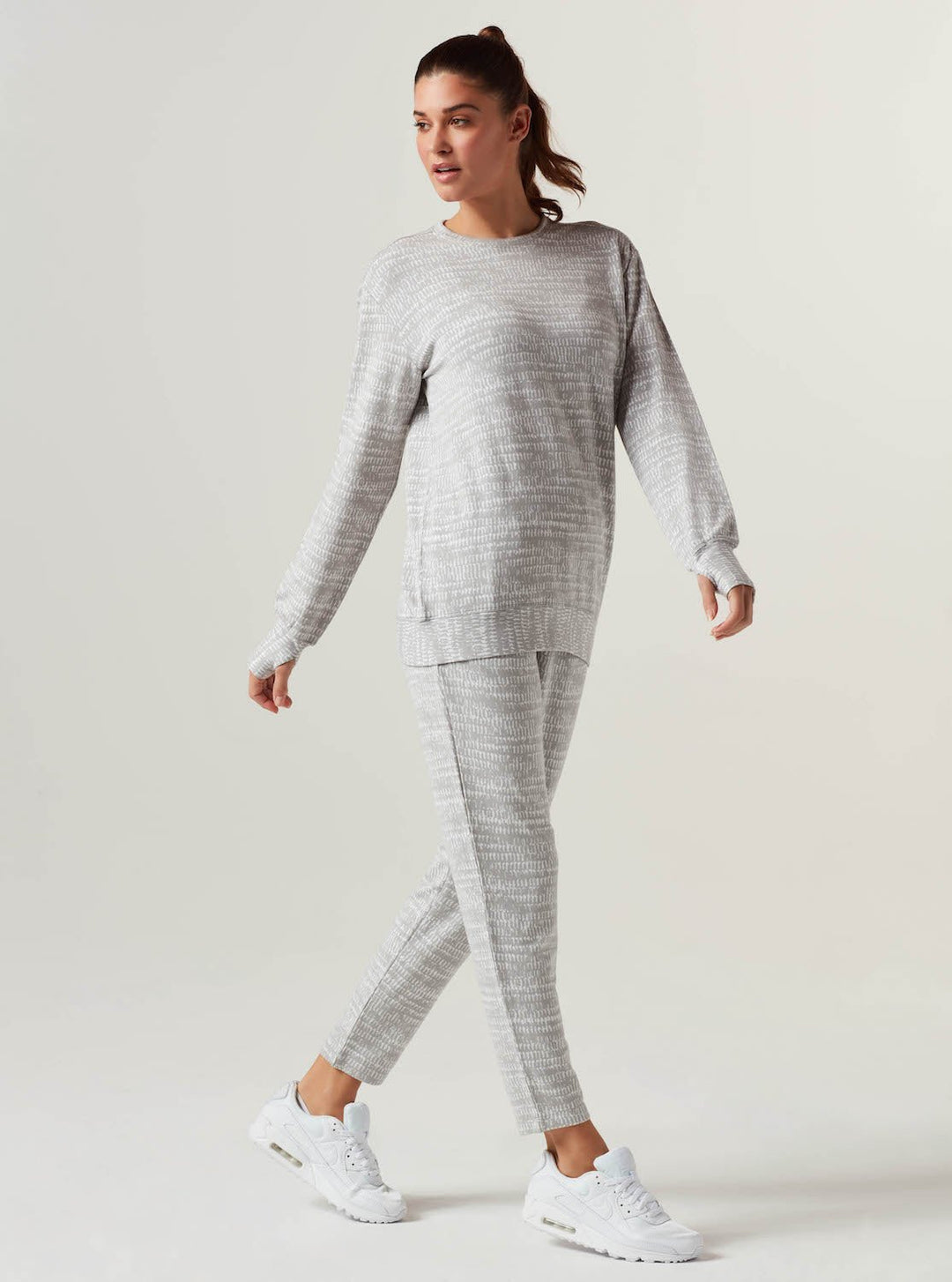 LUXE FLEECE SWEATSHIRT - Blanc Noir Online Store