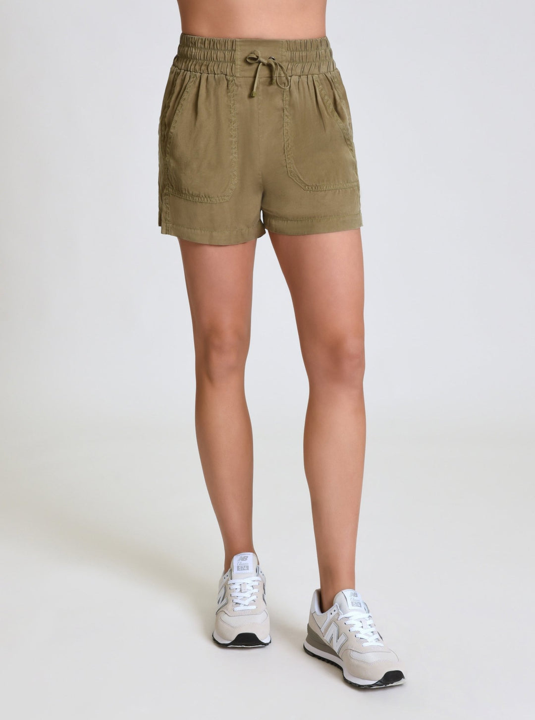 Phoenix Tencel Short - Blanc Noir Online Store