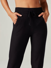 PORTOLA JOGGER - Blanc Noir Online Store