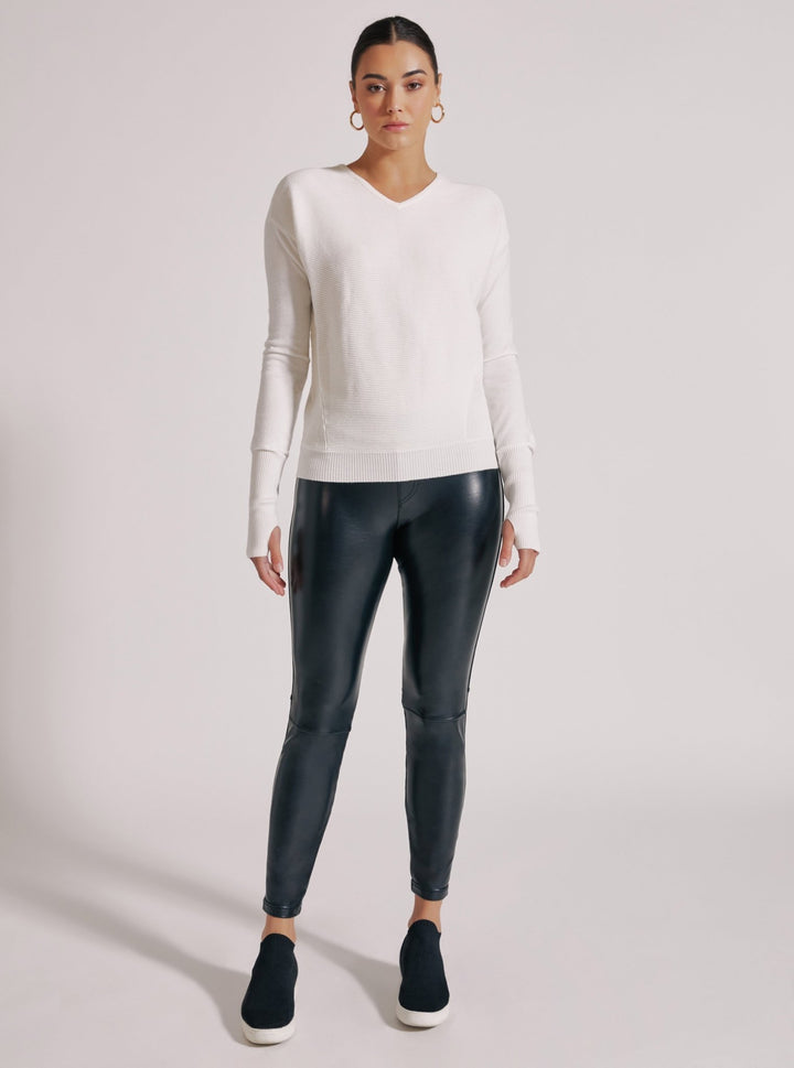 PORTOLA V NECK - Blanc Noir Online Store