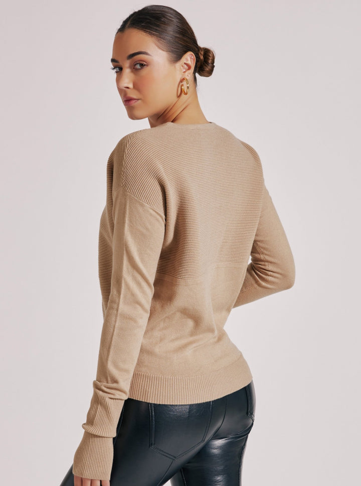 PORTOLA V NECK - Blanc Noir Online Store