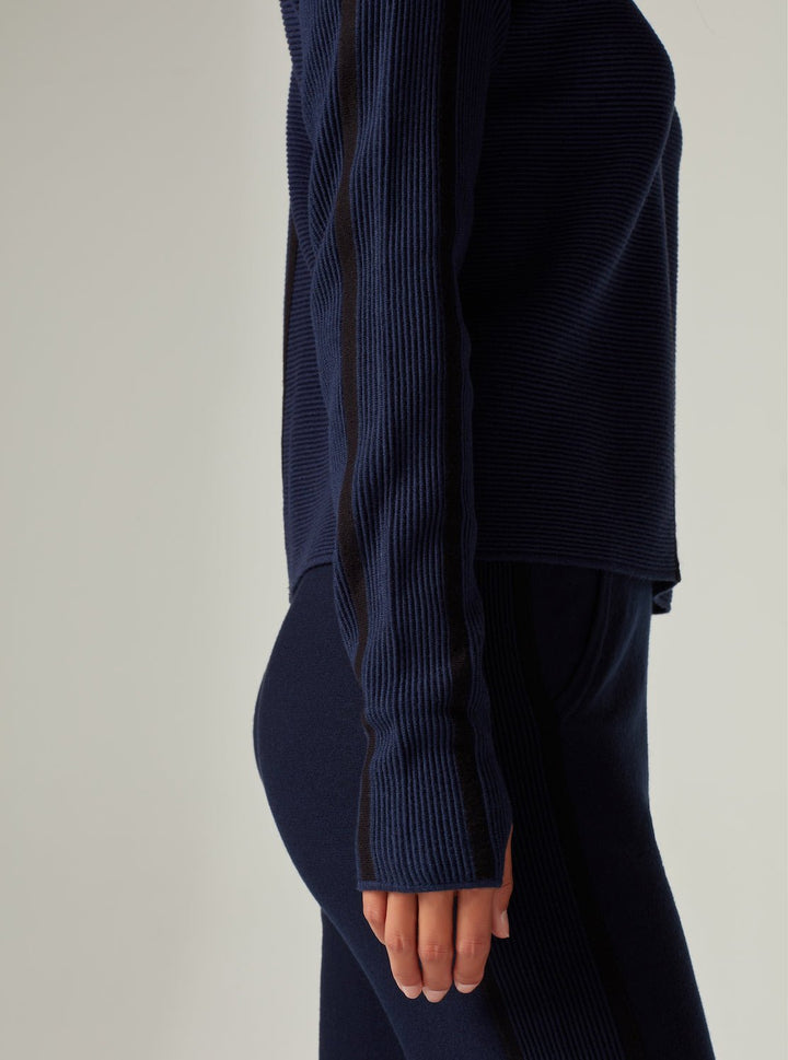 Portola V Neck Sweater - Dress Blues - Blanc Noir Online Store