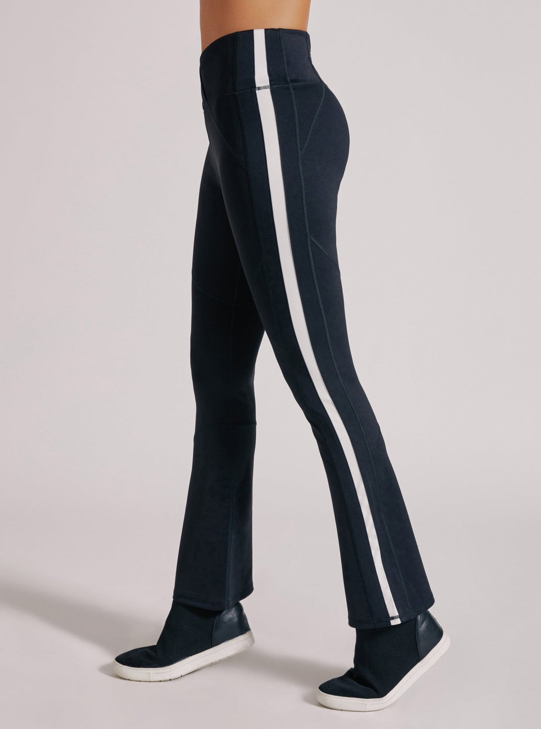 RACING STRIPE BOOTCUT LEGGING - Blanc Noir Online Store