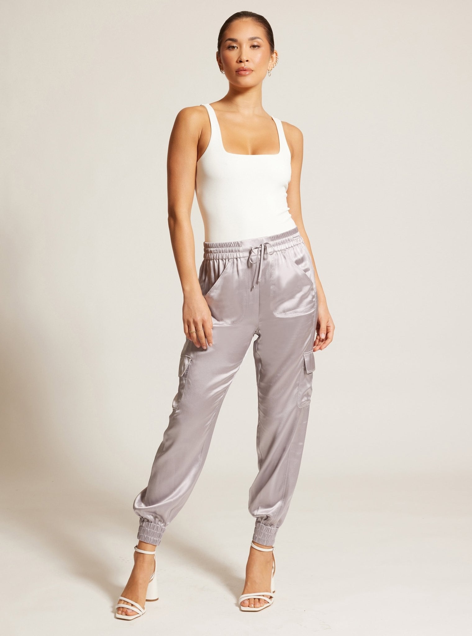 SILK JOGGER - Blanc Noir Online Store