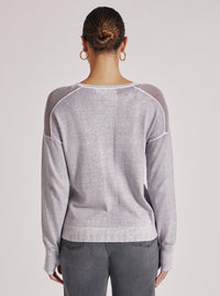 V-NECK HUNTRESS SWEATER - Blanc Noir Online Store